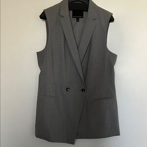 Banana Republic Women’s Grey Vest, size 6